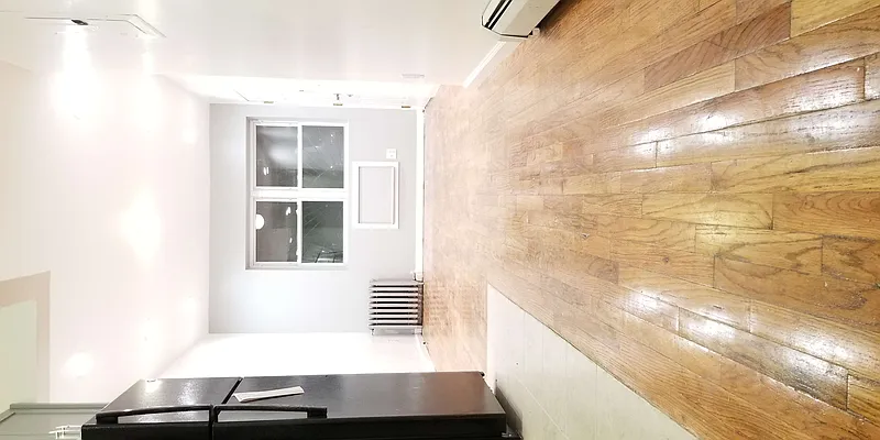 Rented by City Express Realty & Management Corp | media 25