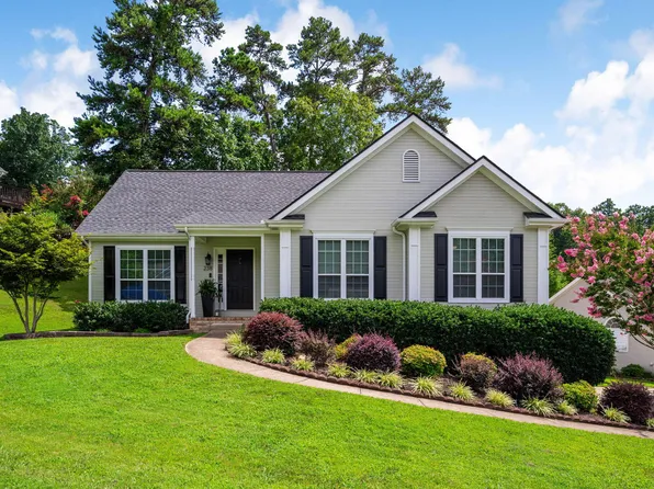 238 Brently Woods Dr, Chattanooga, TN 37421