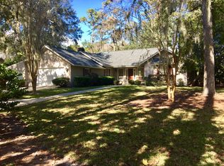 7 Hardwicke Ln, Savannah, GA 31411