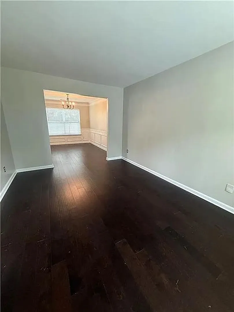Room in 4 Bedroom Home in Snellville — Photo 4