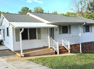 106 Rushmore Dr, Inman, SC 29349