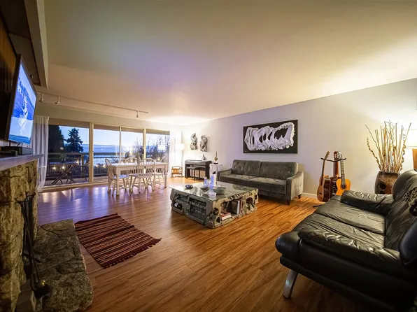 1144 Ottaburn Rd, West Vancouver, BC V7S 2J8