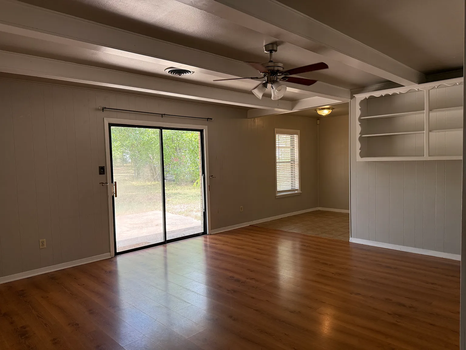 4 bed, 1596 sqft, $1,995 — Photo 3