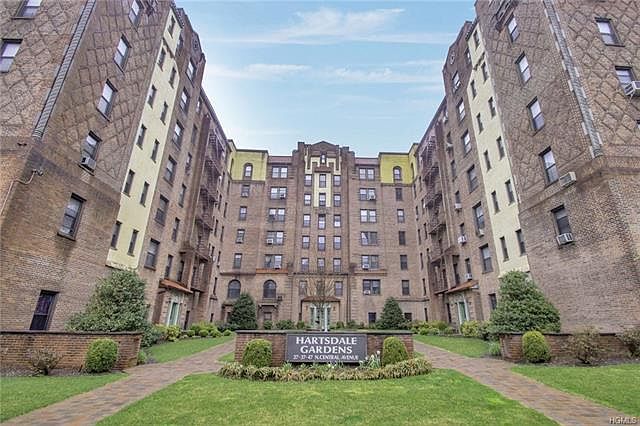 1st image of 37 N Central Ave APT 2H
