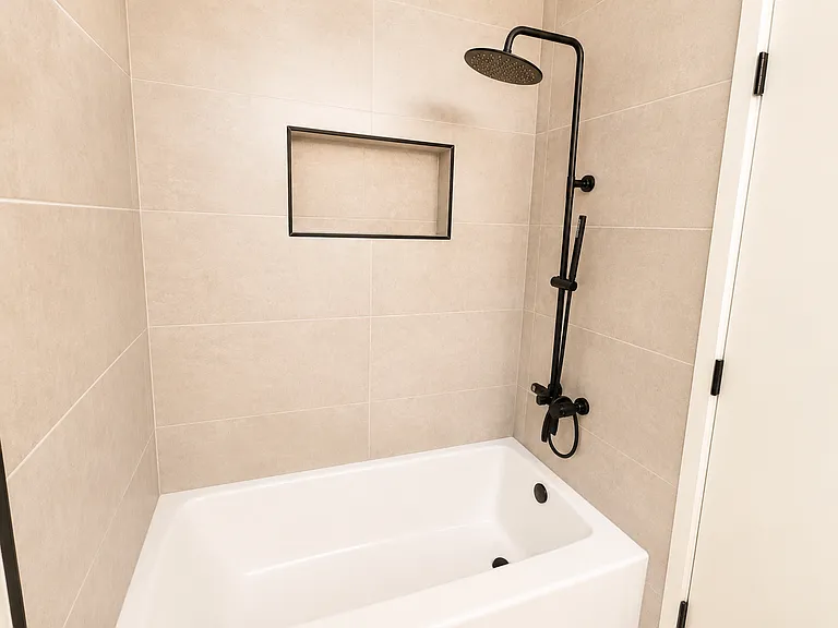3136 N Ridgeway Ave #2 — Photo 7
