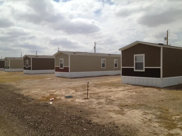 2202 Torres St, Pecos, TX 79772
