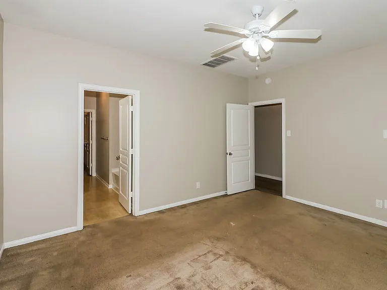 8119 Almera Falls Dr — Photo 9