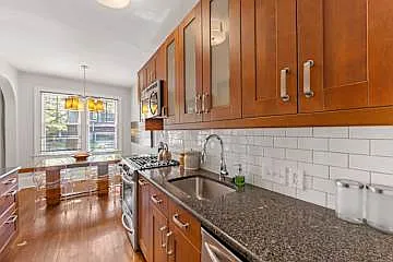 500 Queens Rd — Photo 9