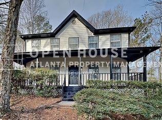 385 Roswell Farms Rd, Roswell, GA 30075