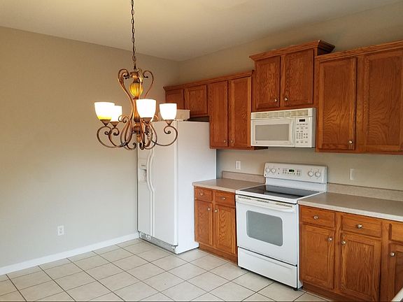 4th image of 1101 Downs Blvd APT 139