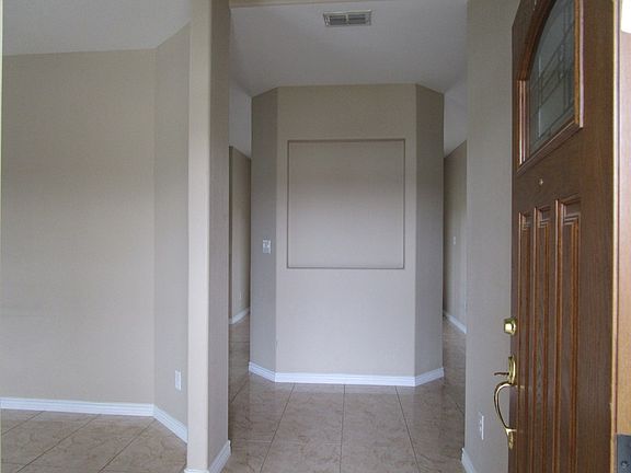 5th image of 523RENTAL Westlake Blvd