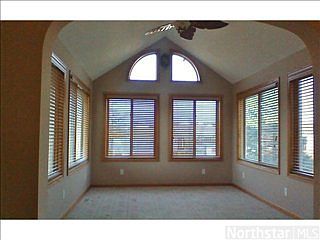 4th image of 11029 Vermillion Ct NE