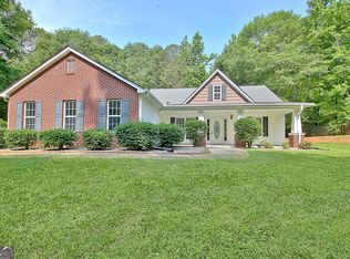365 Rock House Rd, Senoia, GA 30276