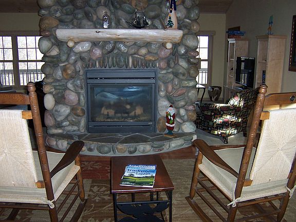 Fireplace/Sitting Area