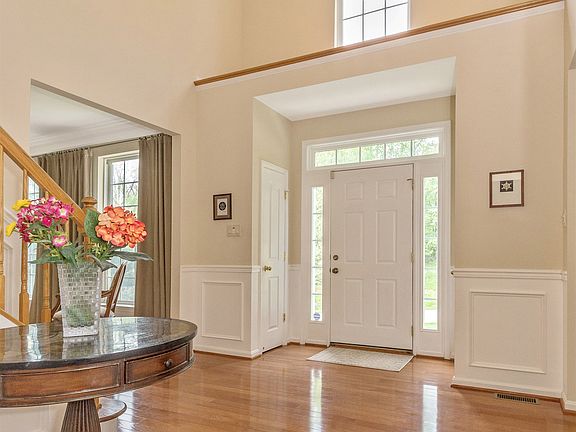 3rd image of 22607 Timber Creek Ln