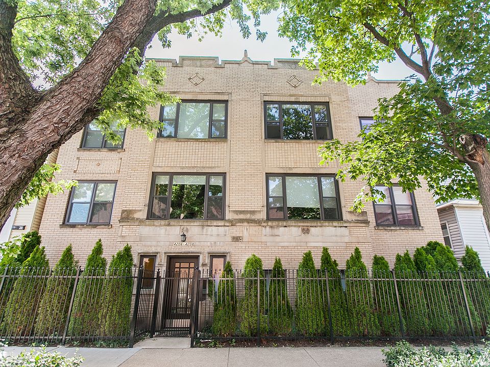 1st image of 4210 N Sacramento Ave #1