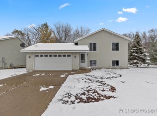 3110 Boone Ave SW, Wyoming, MI 49519