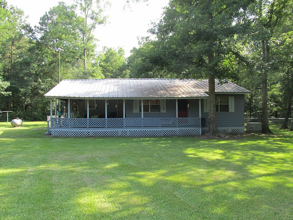 1st image of 231 N Magnolia Dr