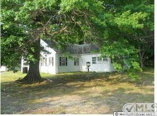 200 Bennett Rd, Freehold, NJ 07728