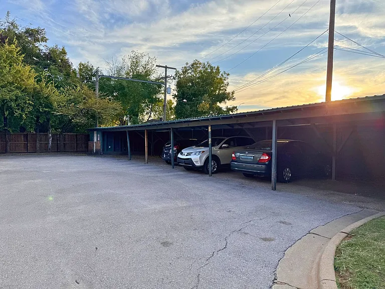 1801 Rose St — Photo 28