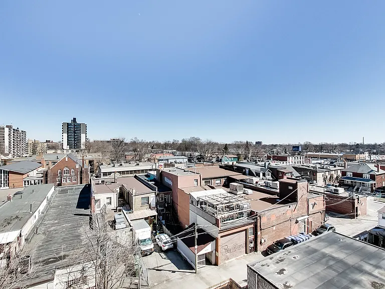 101 Cosburn Ave #104 — Photo 39