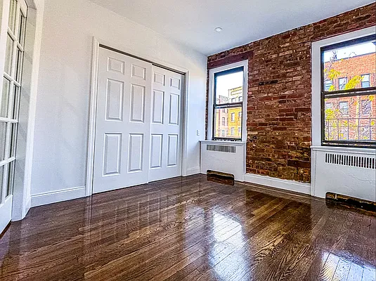 Rented by Voro New York | media 8