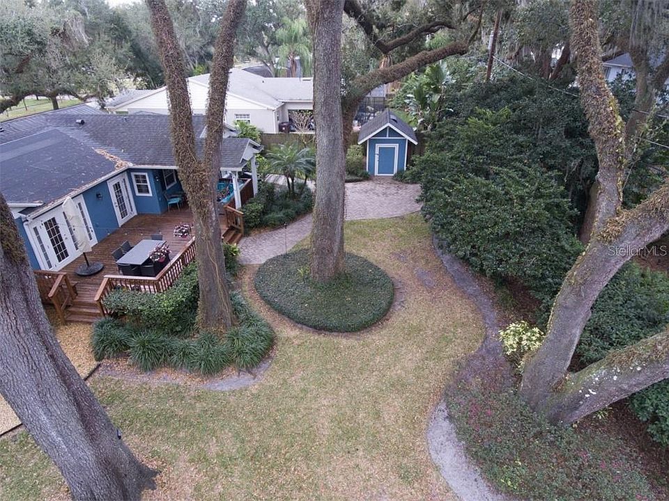 2nd image of 1246 Golfview St
