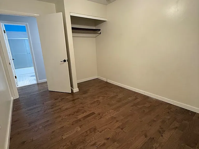 231 Lake Caroline Dr — Photo 16