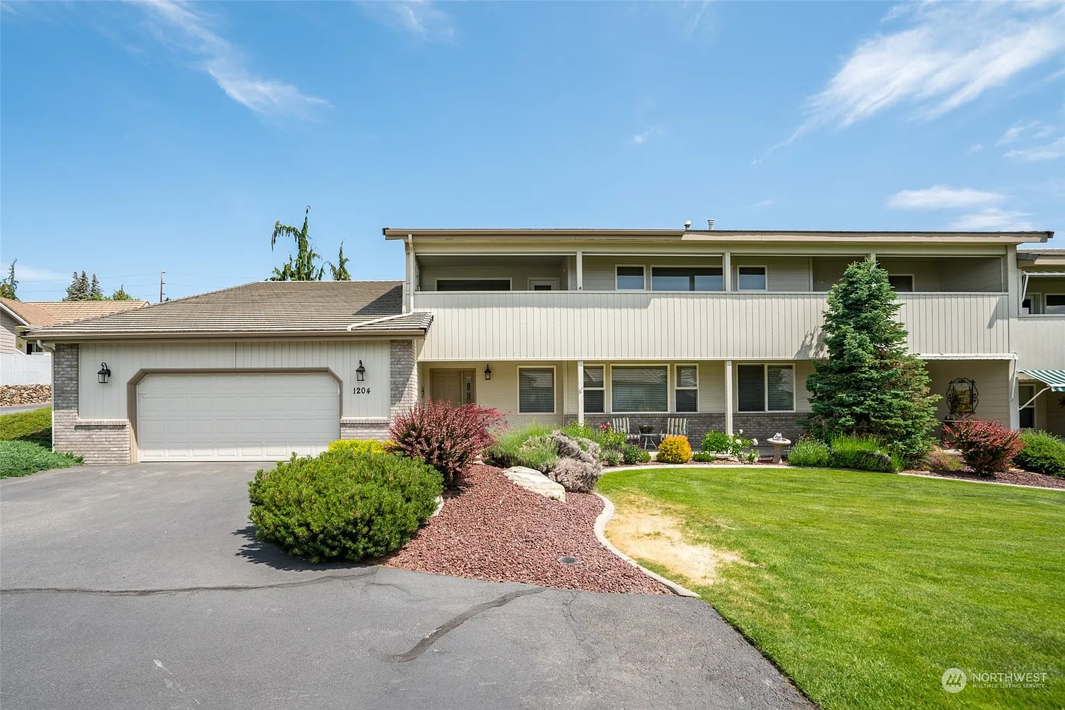 1380 Eastmont Avenue #1204 photo 1