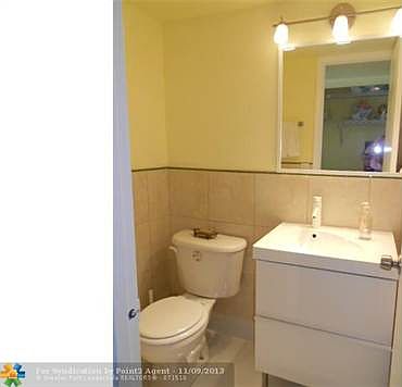 4th image of 183 Durham Cir #C