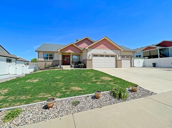 6123 W 8th St, Greeley, CO 80634