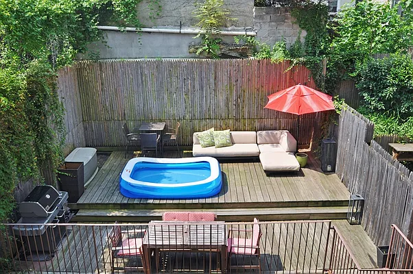 Sold by Corcoran | media 14