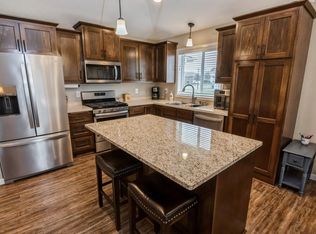 1302 Maplewood Ave SW, Isanti, MN 55040