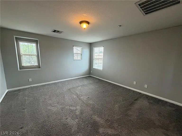 2021 Brush Stroke St — Photo 14