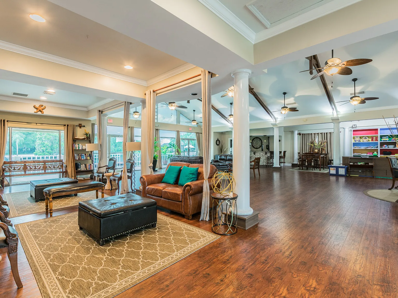 5 bed, 3480 sqft, $3,799 — Photo 4