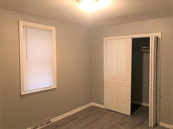 3rd image of 4503 S Whipple St #1F