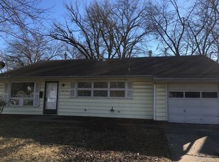 4005 SW 28th St, Topeka, KS 66614