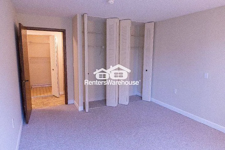 6615 Lake Shore Dr S #115 — Photo 19