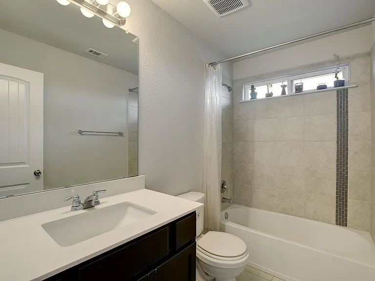 518 Stonewood Ln — Photo 23