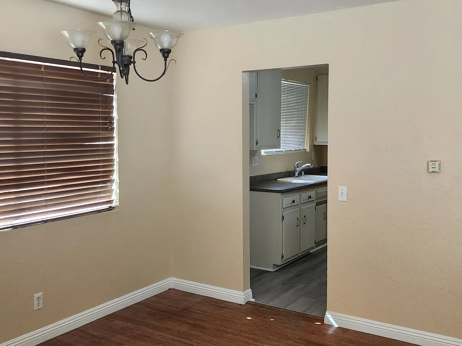 3 bed, 1170 sqft, $2,600 — Photo 4