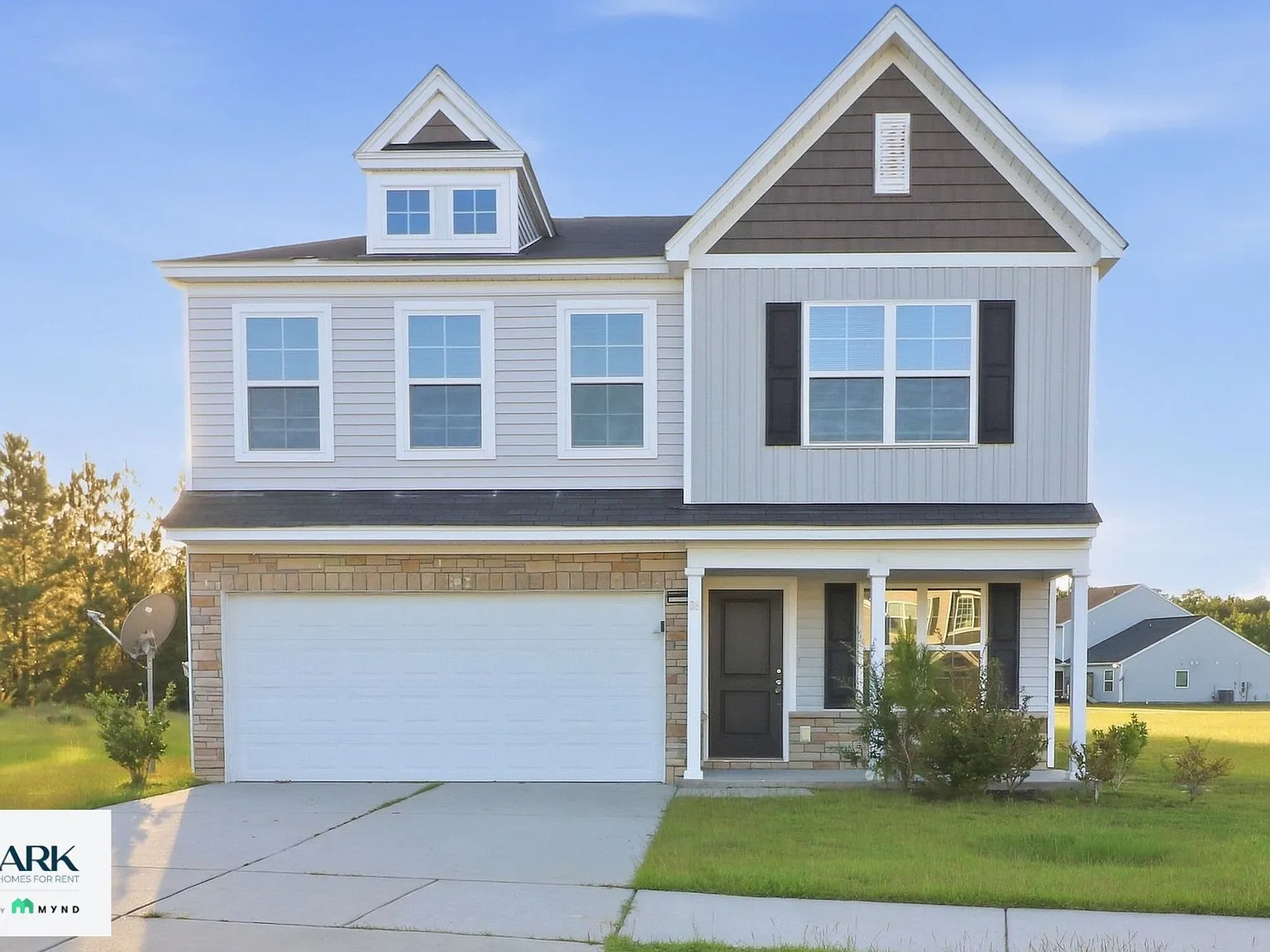 3 bed, 2.5 bath, 2431 sqft, $2,175 — Photo 1