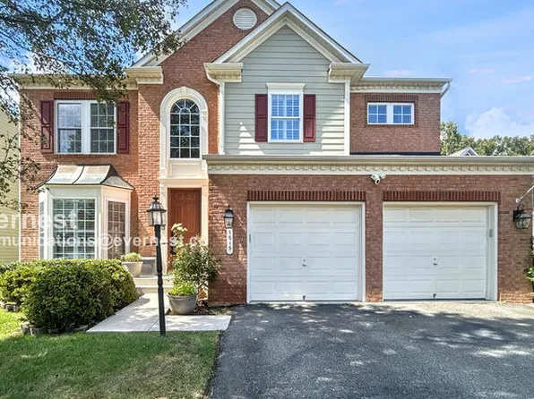 1013 Dorthea Ct, Fredericksburg, VA 22401