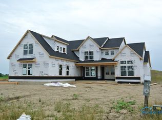 113 Old Dover Rd, Perrysburg, OH 43551