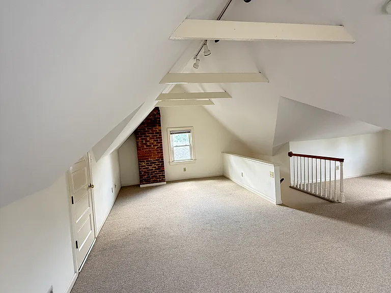 2149 Berkley Ave SW #UPPER — Photo 7