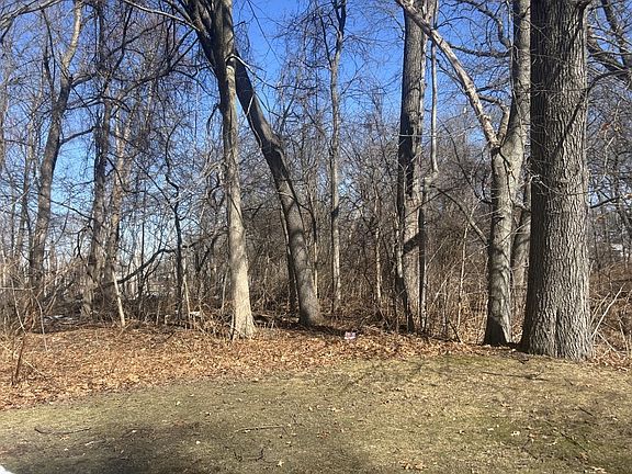 3rd image of 0 Marsden St