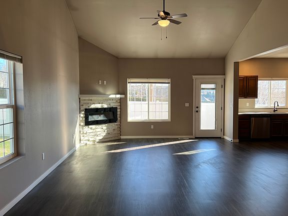 4th image of 7401 Saddlebrook Loop #1