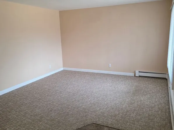 913 Riverview Avenue