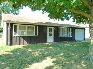 140 Northville Dr, Lincoln, IL 62656