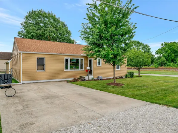 101 N Ohio St, Tuscola, IL 61953
