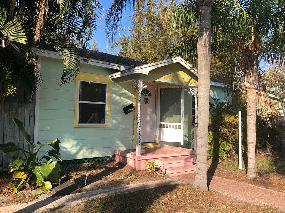 1st image of 2555 32nd Ave N